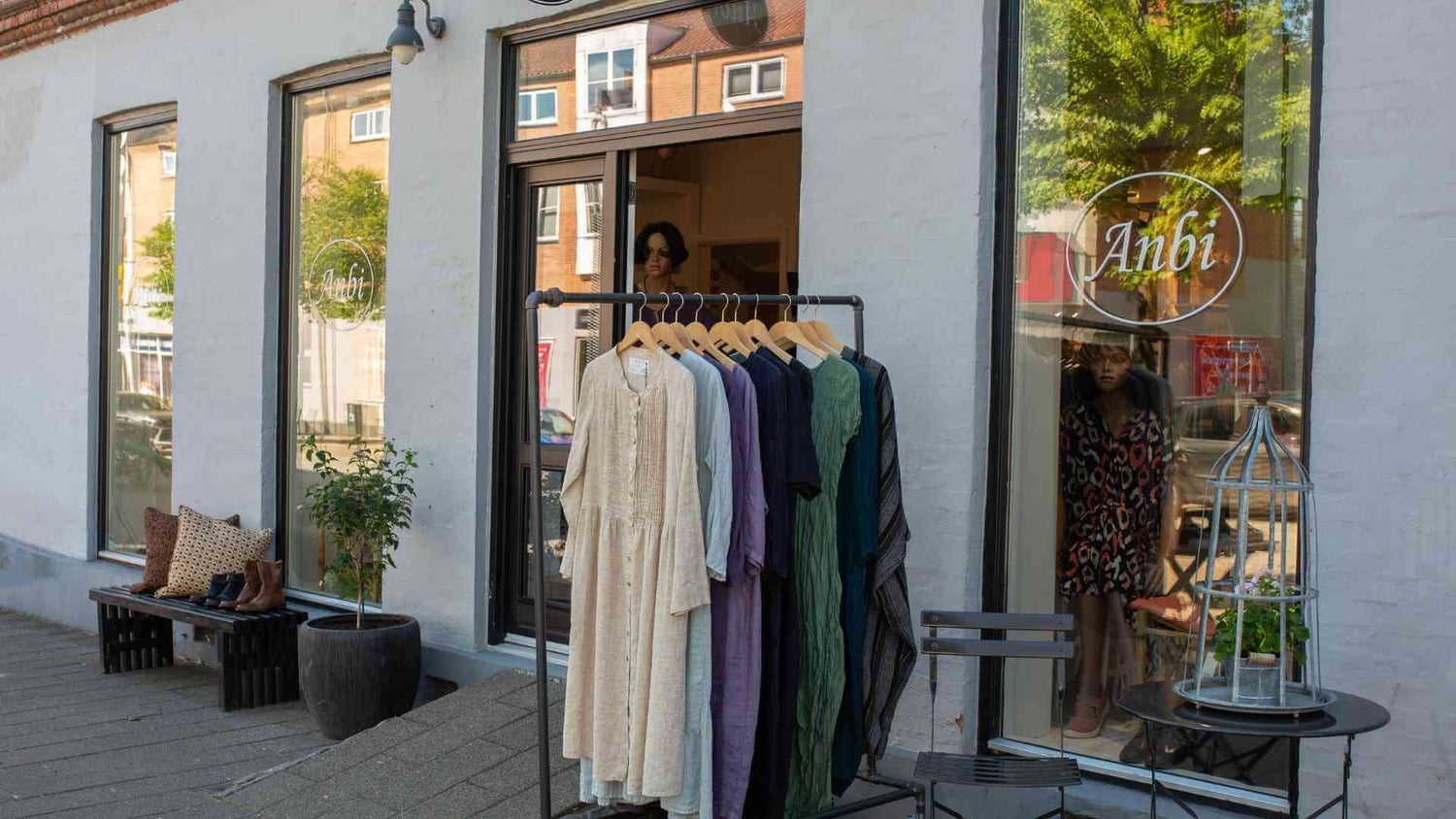 Anbi modebutik facade i Adelgade, Skanderborg