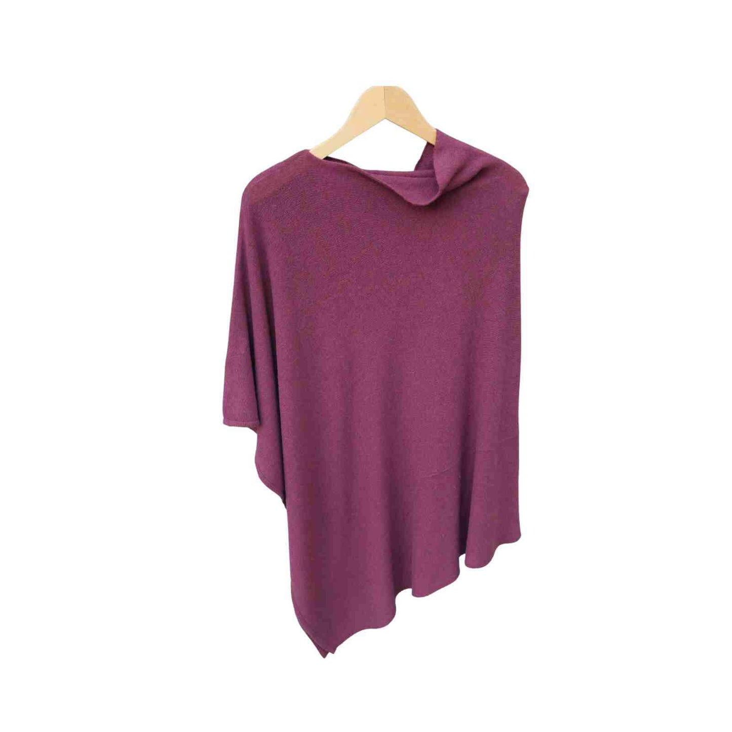 Blomme farvet poncho fra Gorridsen