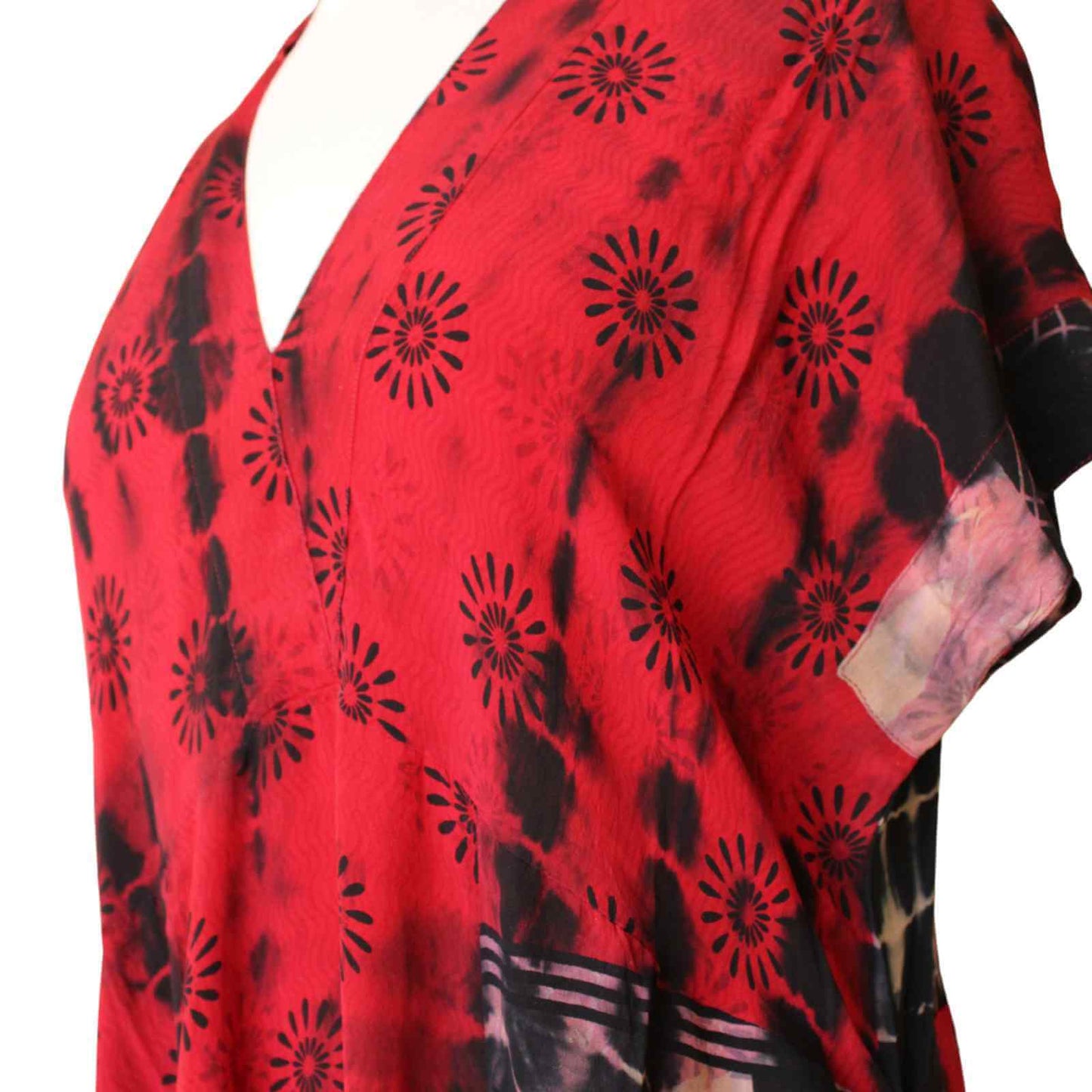 Lang rød silke kjole i upcycled sari silke Cofur