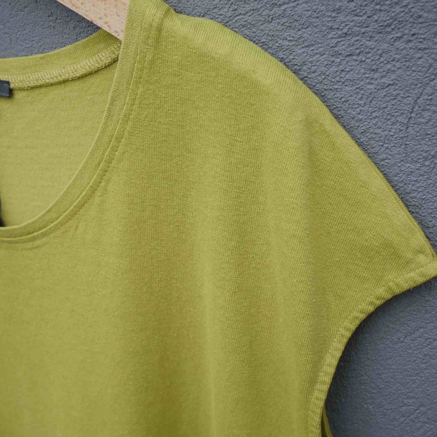 T-shirt uden ærmer i hamp og bomuld pistachio 