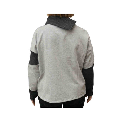 grå sweatshirt med uld rullekrave bagfra