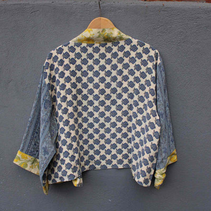 Grå ryg på gul og ryg silke vendbar jakke fra Cofur fra Anbi