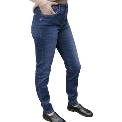 forlomme på blå slim fit jeans fra onny Q model Debbie