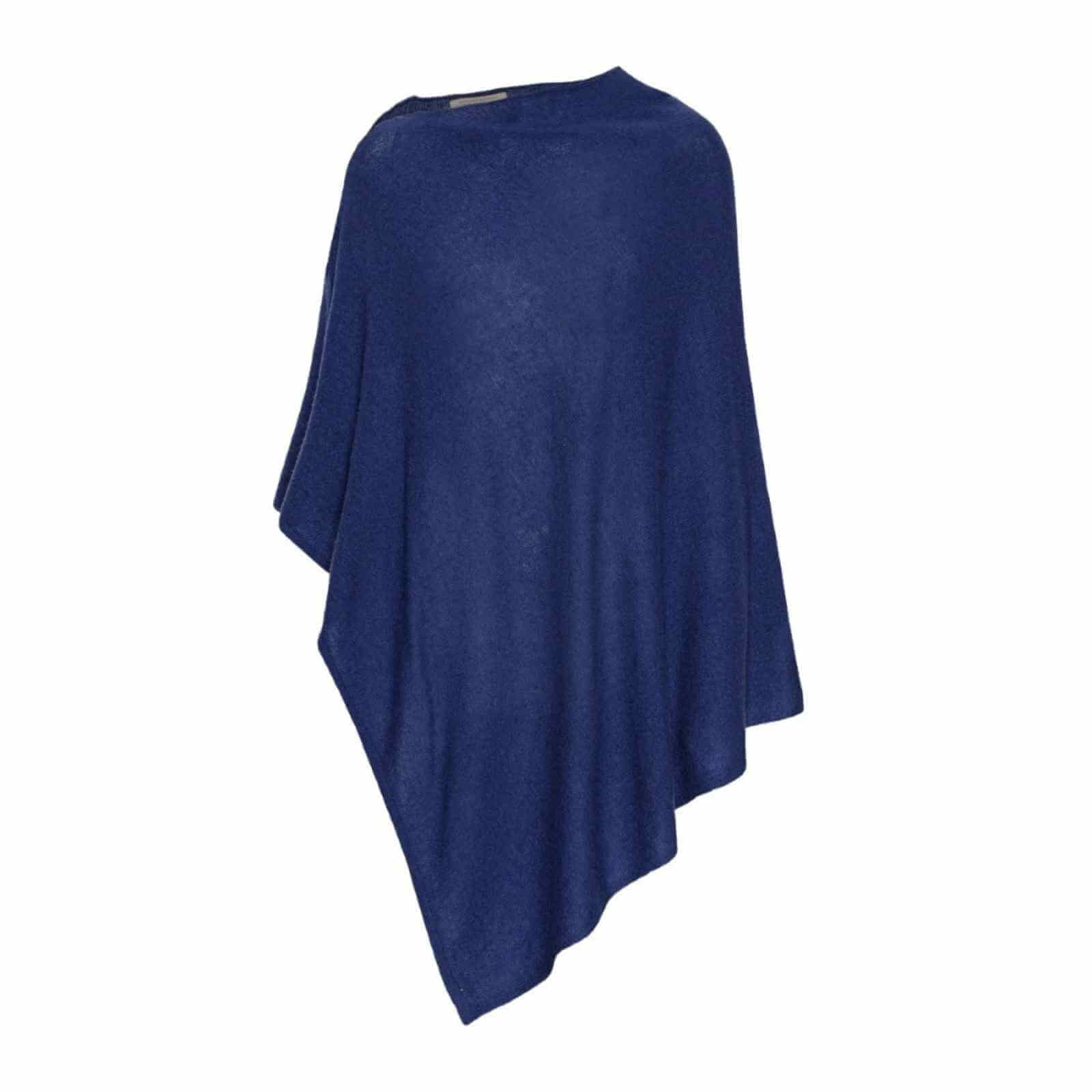 blå uld poncho fra Gorridsen Design