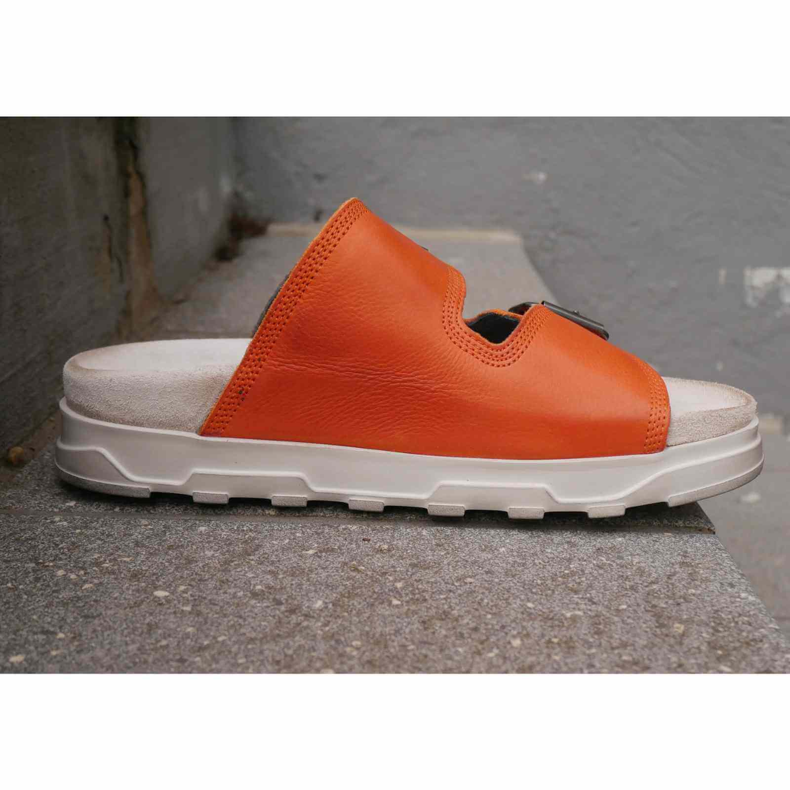Indersiden på orange Lofina sandaler