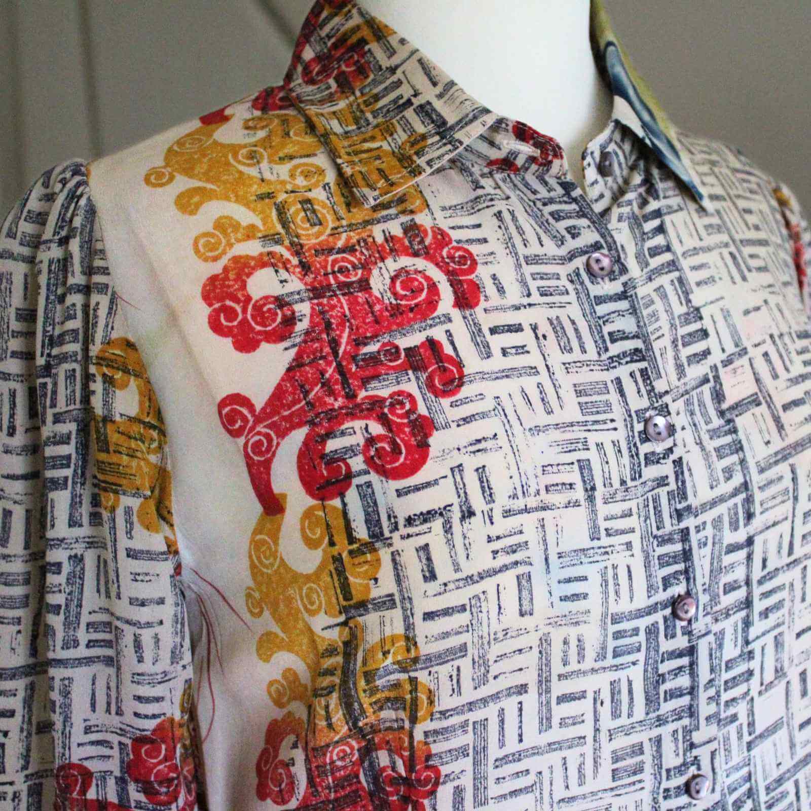 bryst på vintage sari silke kjole fra Cofur