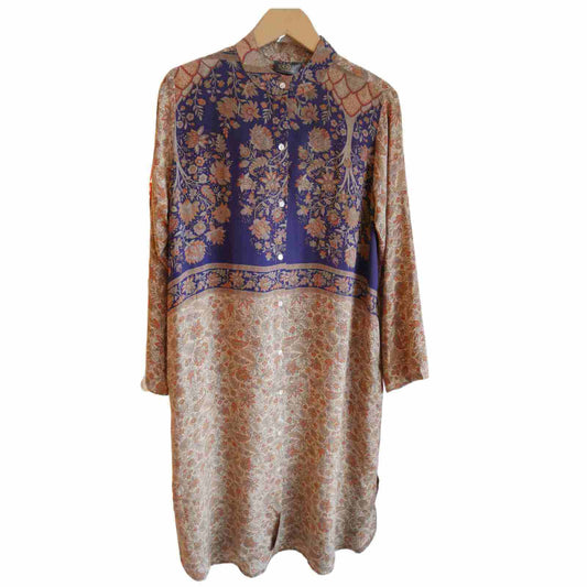 Lang silke skjorte i brun og blå fra Cofur