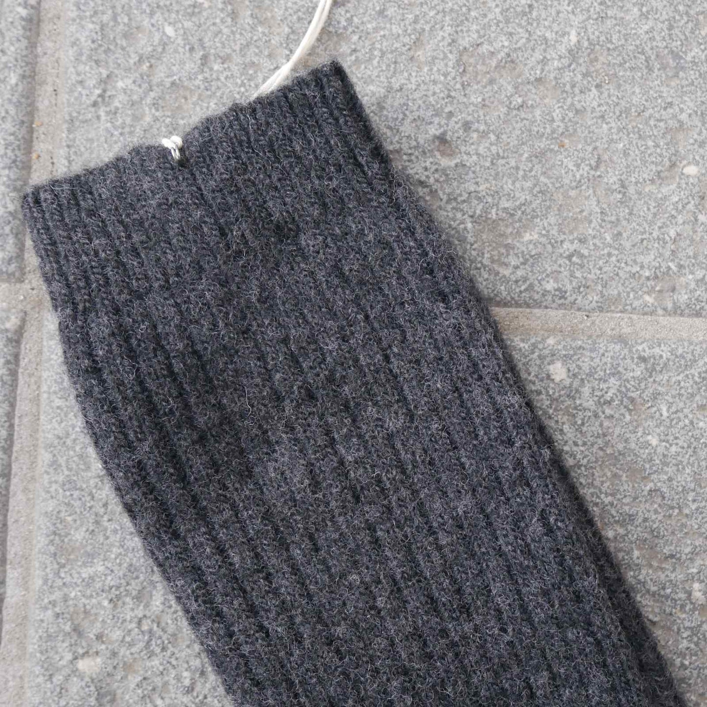 Rib kant på grå uld sokker fra Gorridsen