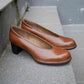 Klassiske cognac farvet pumps fra Bubetti hos Anbi