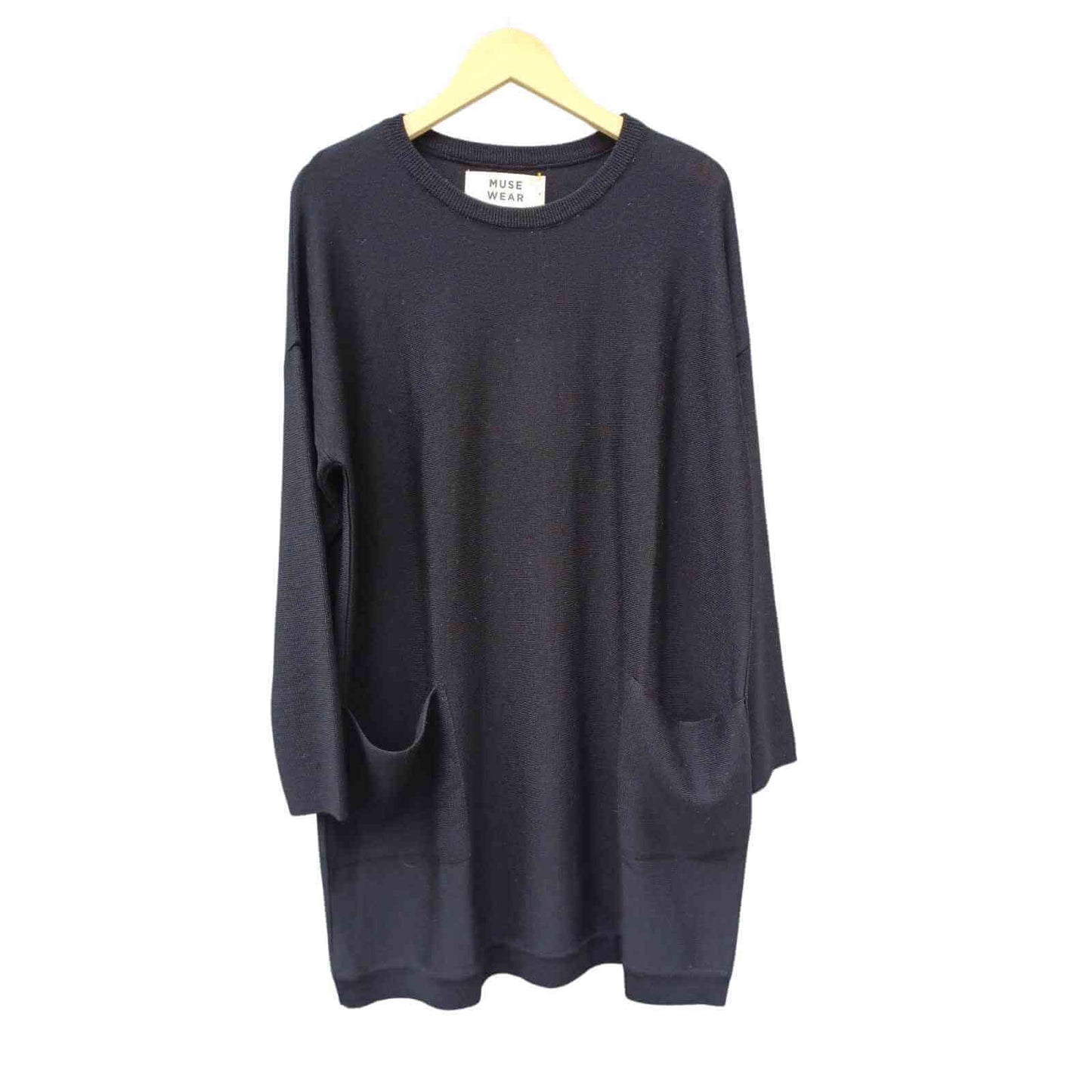 Sort uld tunika i 100% merinould fra Muse Wear